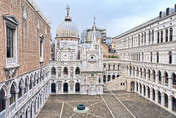 Obraz premium internal yard of Doge's Palace in Venice