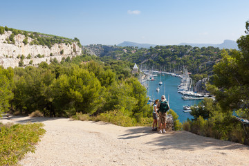 Hiking the calanques of Cassis