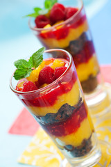 raspberry and peach trifle