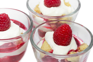 Himbeer-Mascarpone Dessert im Glas