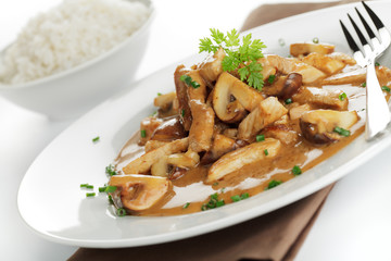 Schweinegeschnetzeltes mit Champignons und Reis