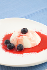 Vanilla Panna Cotta Dessert