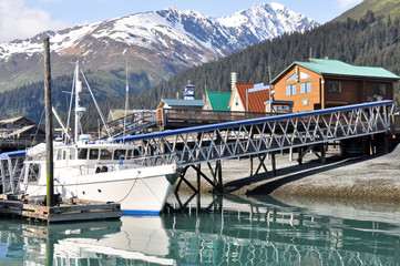 Seward Bay Harbor in Alaska - obrazy, fototapety, plakaty