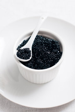 Black caviar in a bowl