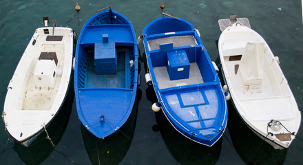 barche  in rada