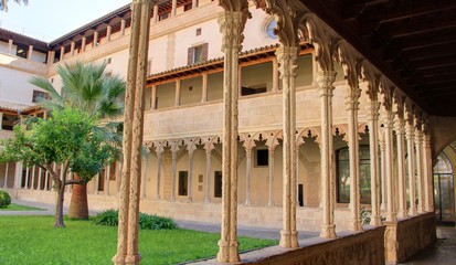 Fototapeta premium cloitre à majorque