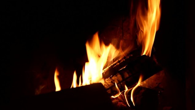 fuoco nel camino