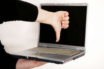 Laptop Daumen runter