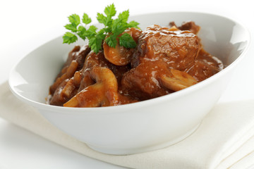 Rindergulasch mit Champignons