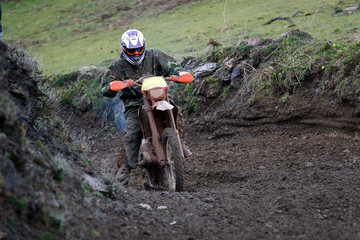 motocross nel fango