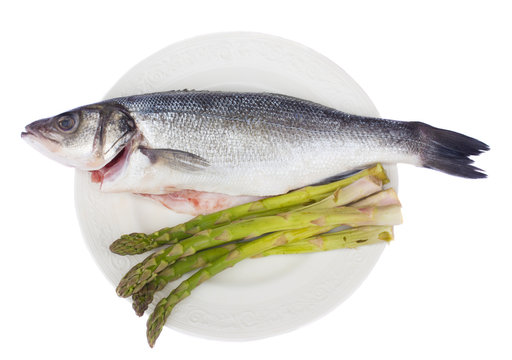 sea bass with asparagus