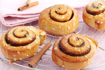 Cinnamon rolls