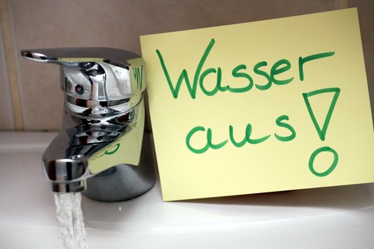 Hinweis f&uuml;r Demenz "Wasser aus"