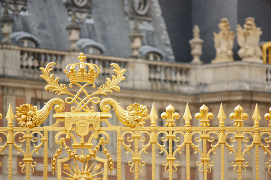 Cancellata dorata della reggia di Versailles