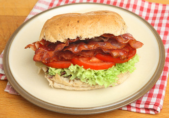 Bacon, Lettuce & Tomato Roll