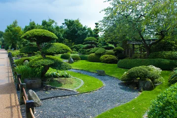 Deurstickers japanese garden topiary © Alex Petelin