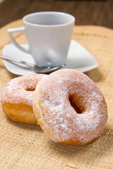 ciambelle con caffè