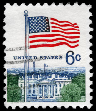 USA - CIRCA 1967 Flag and White House