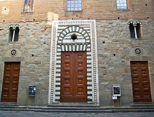 Porte médiéval à Florence en Italie