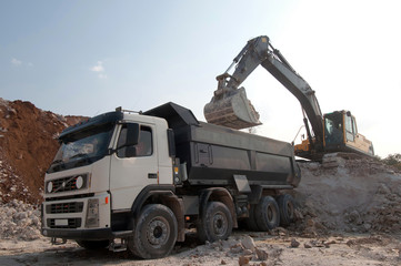 loading a large lorry building material
