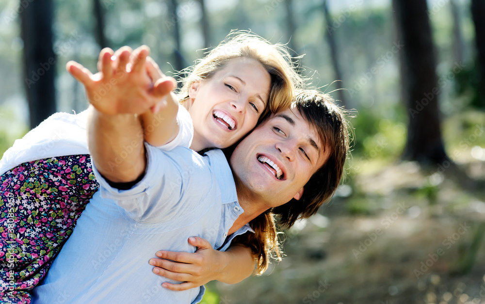 Wall mural happy couple outdoor