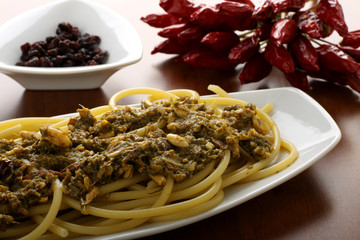 Pasta finocchi e sarde - Pasta with sardines and fennel