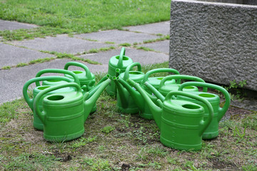 Grüne Giesskannen © Schiddrigkeit