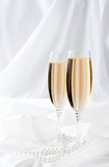 Two glasses of champagne
