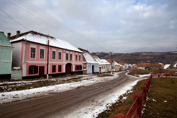 Fototapeta na wymiar strada do Sighisoara, Rumunia