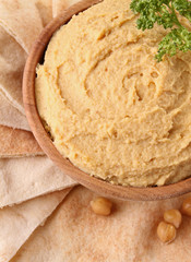hummus with pita bread