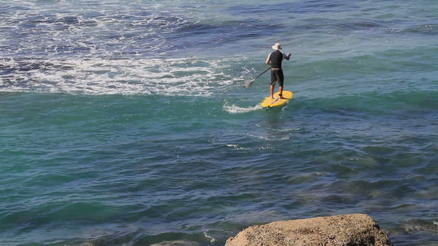 paddle surf