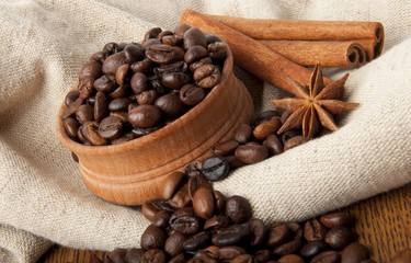 Coffee grains, cinnamon and anise