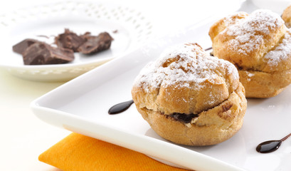 Bignè al cioccolato