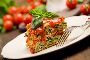 Homemade Lasegne with Ricotta Cheese and Spinach - 38158321