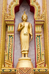 Fototapeta premium Golden buddha