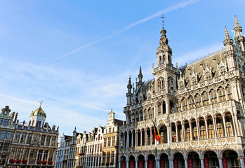 Brussels grand place building. - obrazy, fototapety, plakaty