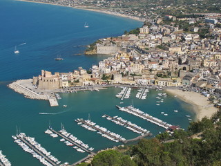 Blick auf  Castellamara del Golfo, Sizilien