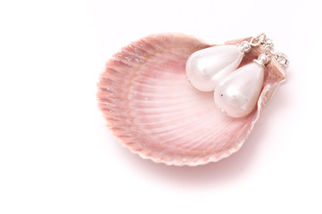 Pearl earrings