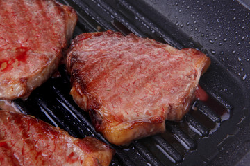 roast bloody beef fillet strips