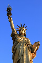 Fototapeta premium Statue de la Liberté à Saint-Cyr-sur-Mer, Var, Provence