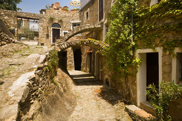 Fototapeta na wymiar Castelvecchio di Rocca Barbera Liguria Włochy