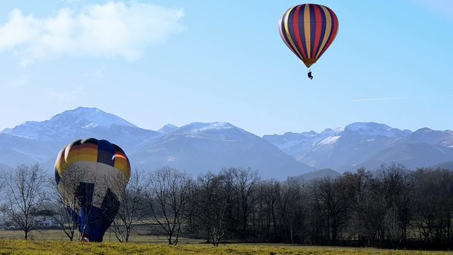 mongolfiere, volo e atterraggio