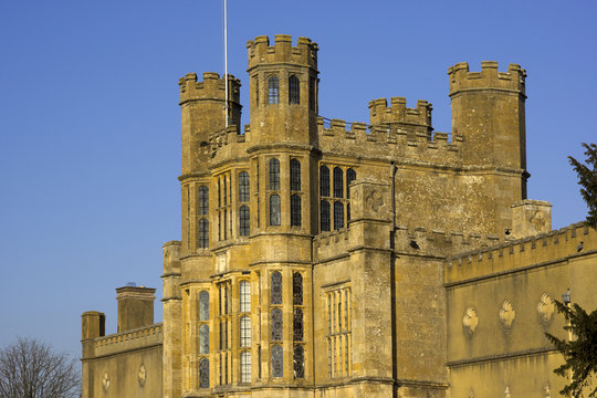 coughton court warwickshire