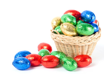 Bunte Ostereier. Schokoeier