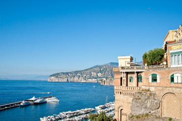 Fototapeta na wymiar Alte Villa der Amalfi Küste