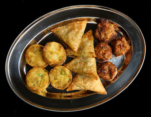 Indian Samosas, Pakora and Bhajis