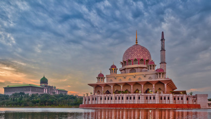 Fototapeta na wymiar Putra Meczet Putrajaya, Malezja