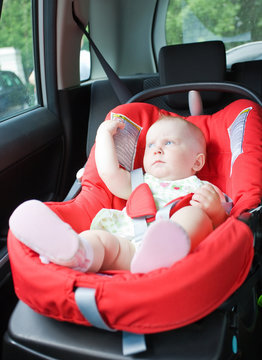 baby in car