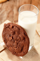 milk with cookie
