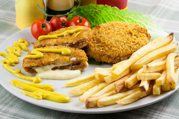Cordon bleu and french fries